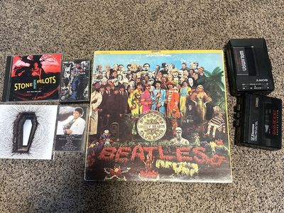 I buy records , CDs , cassettes , and Walkman/discman!