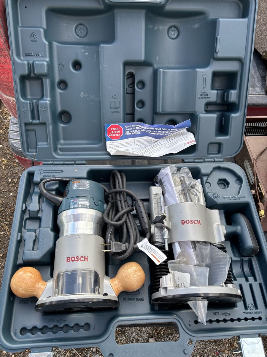 Bosch 2.35 HP Corded Router Combo Pack