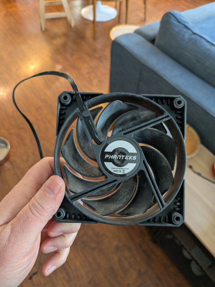 generic 120 mm fan