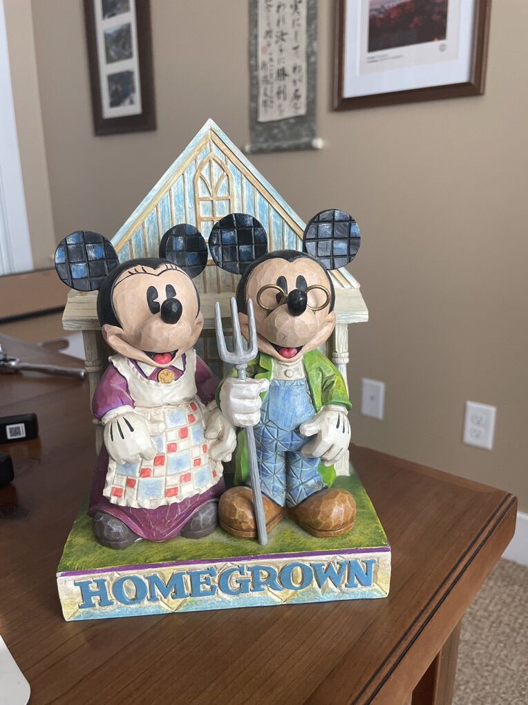 Disney Enesco Jim Shore Mickey And Minnie