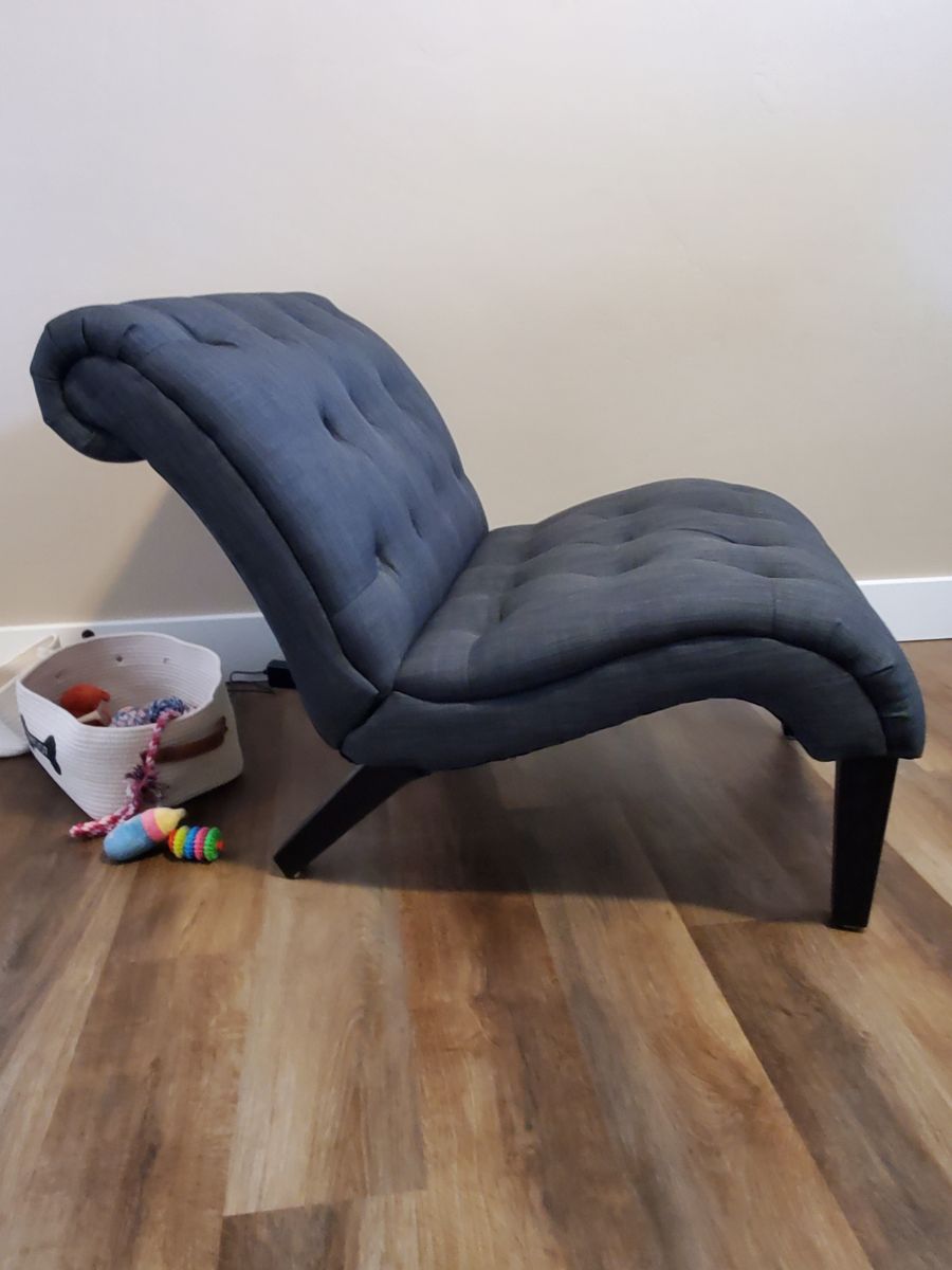 Gray/Blue Lounge Chair
