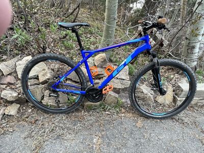 GT Aggressor Pro Mens Large Mountain Bike