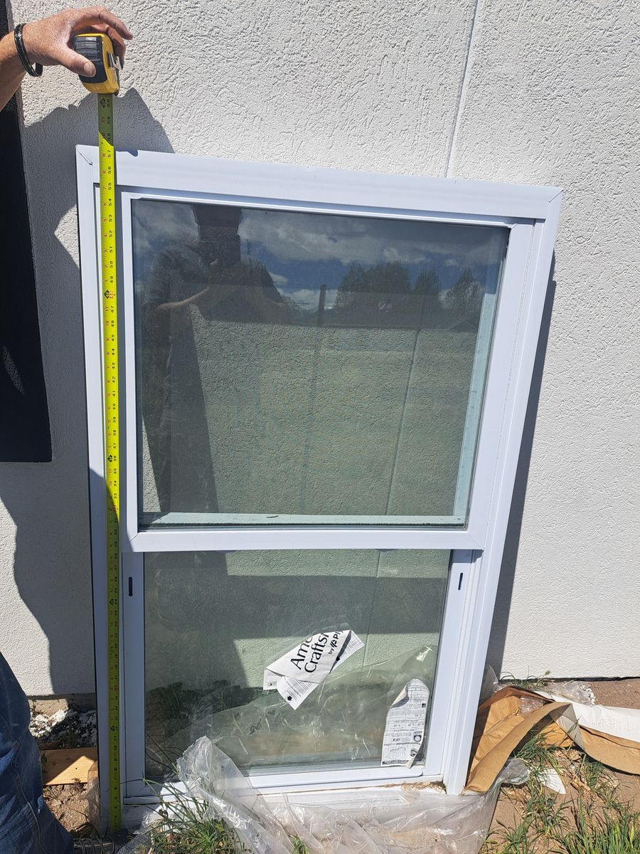 New 36"x62" Window- American Craftsman by Ply Gem (Model 8601)