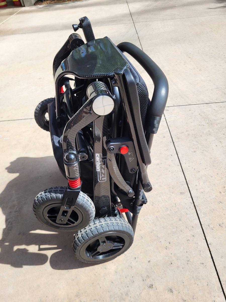 Main image 4