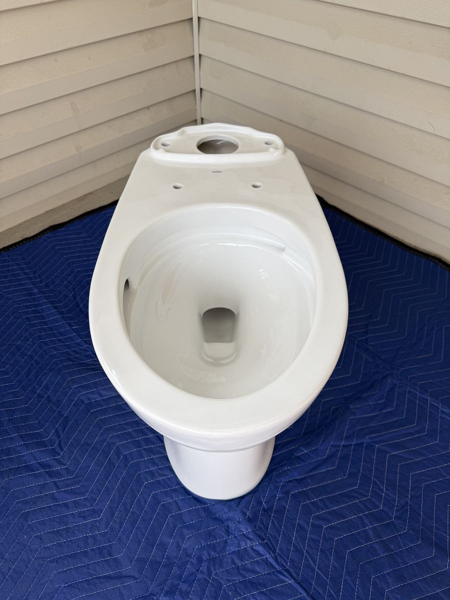 Brand New TOTO Drake Elongated Toilet Bowl
