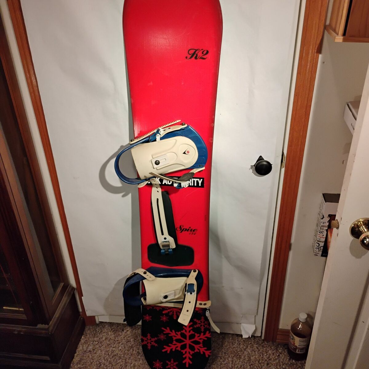 K2 Spire 154 Snowboard W/Bindings. Tip Damage
