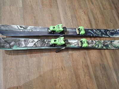 Atomic Bent 100 Skis with Tyrolia Attack Binding