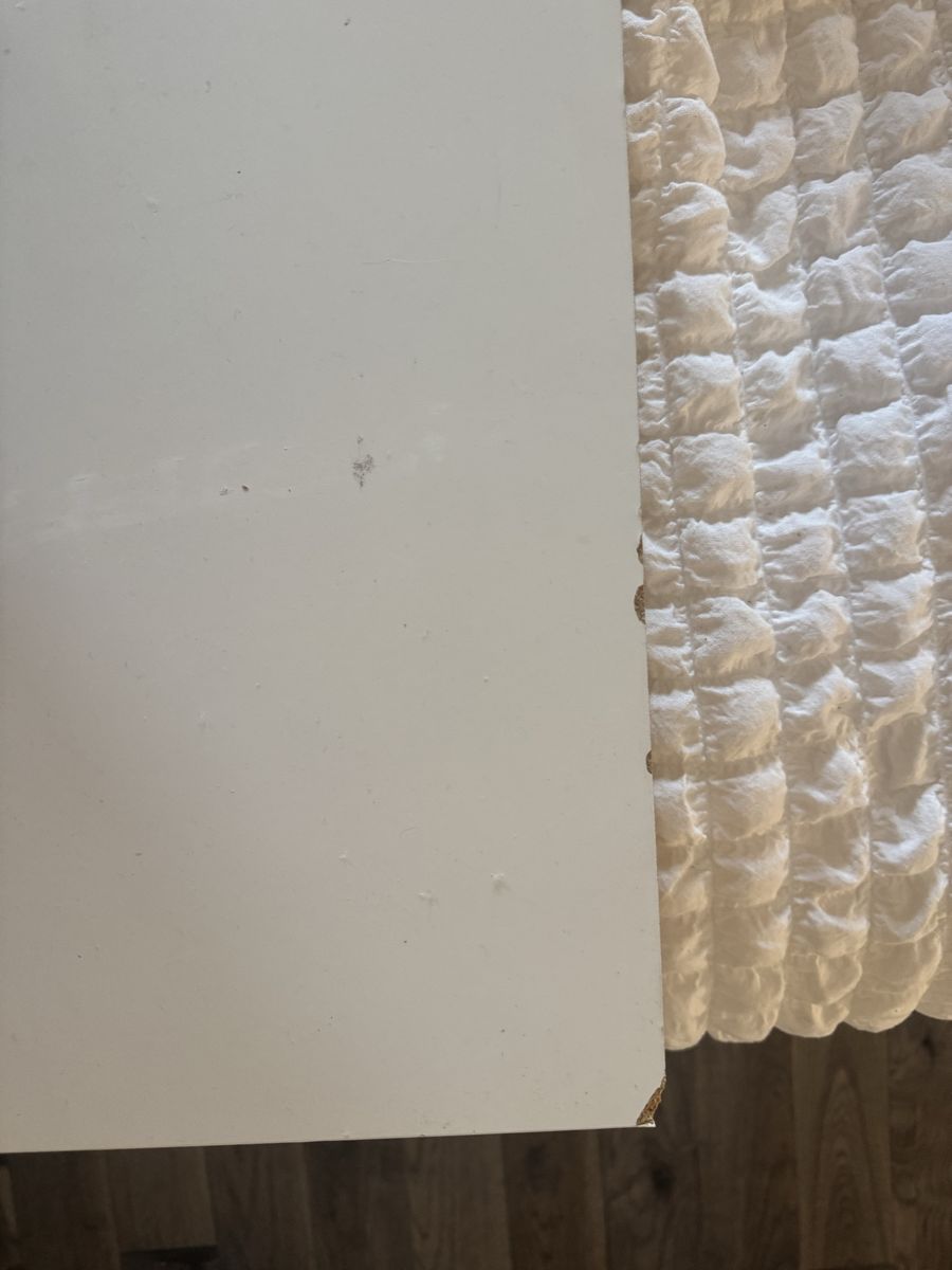 Main image 3