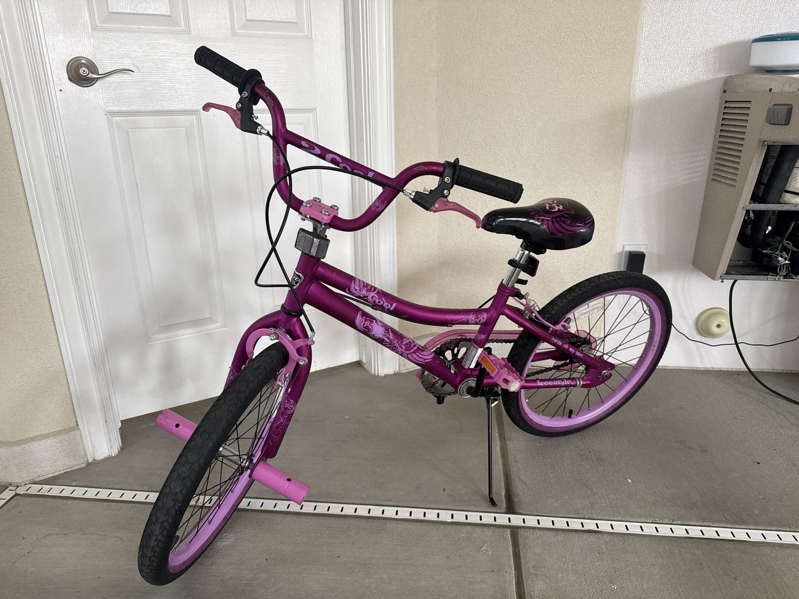 Cool Brand Purple & Pink Freestyle BMX Bike for Girls - Great Condition