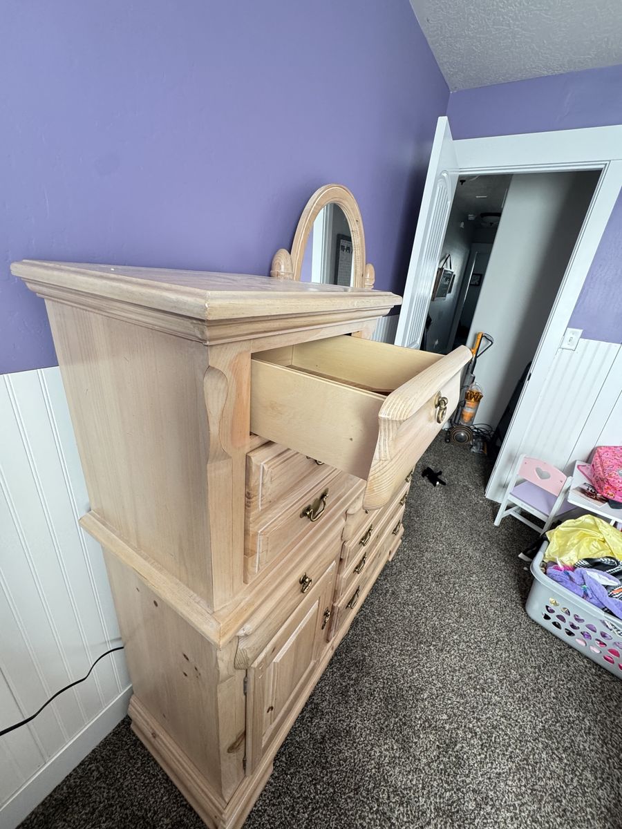 Main image 5