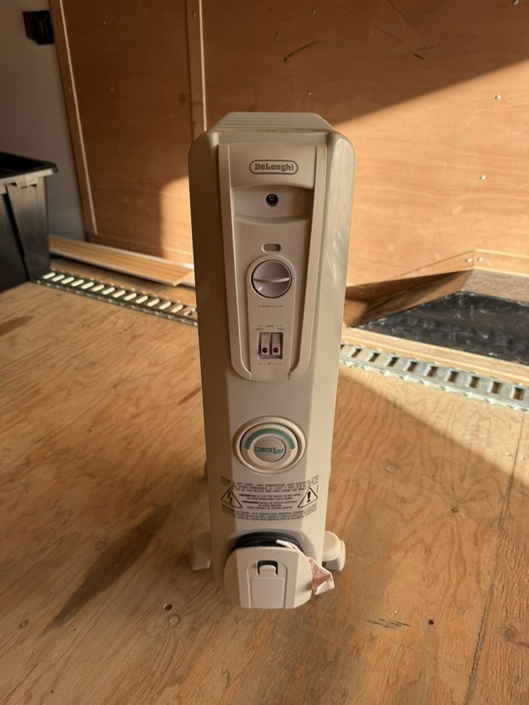 Delonghi Oil Filled Radiant Space Heater