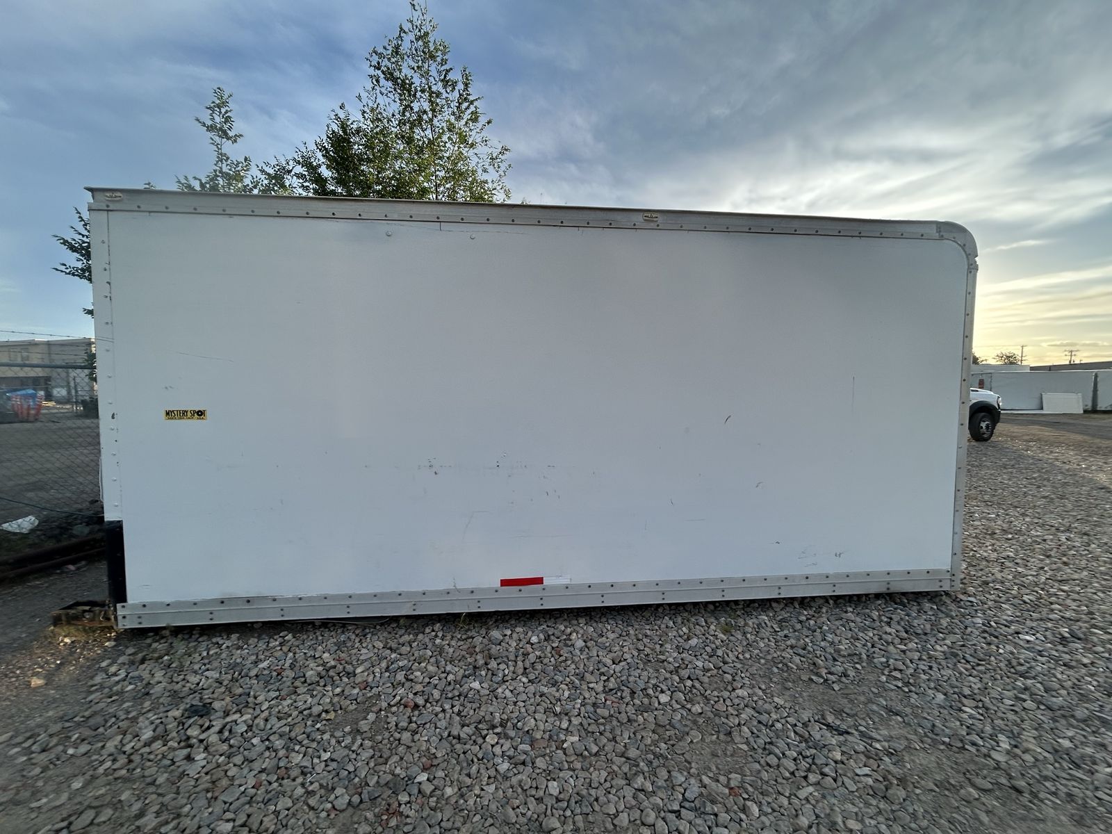 Main image 7