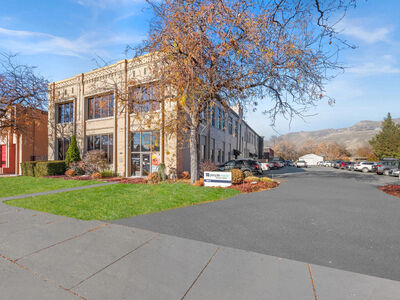 MARMALADE CREATIVE OFFICE UNIT--NEW PRICE