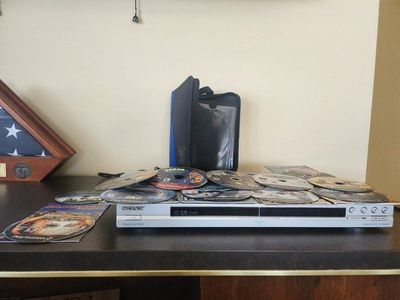 Sony DVD player with 16 cd Playstation 2