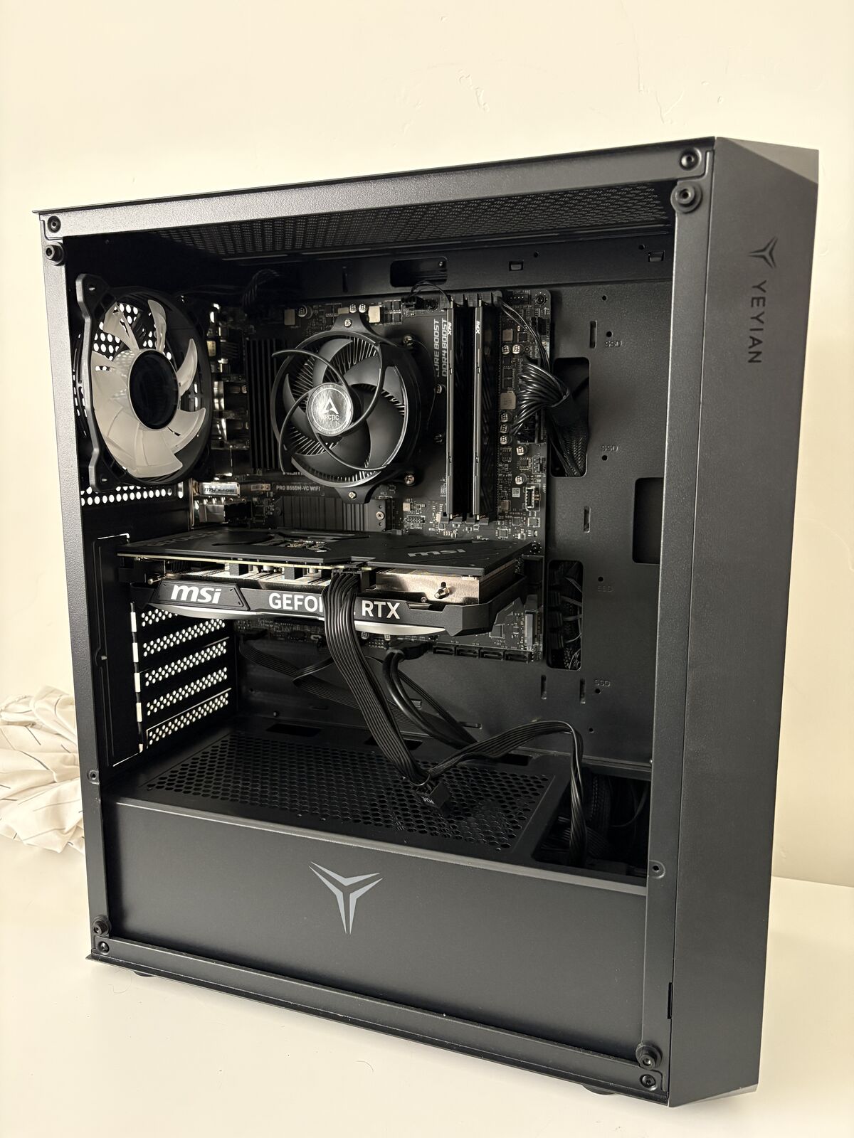 Prebuilt Gaming PC - RTX 4070 / Ryzen 7 (Like New)