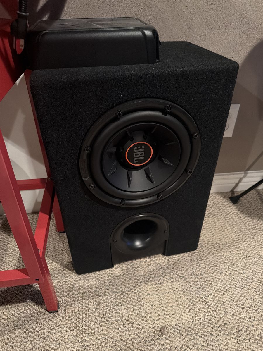 10!inch JBL subwoofer with pioneer amplifier