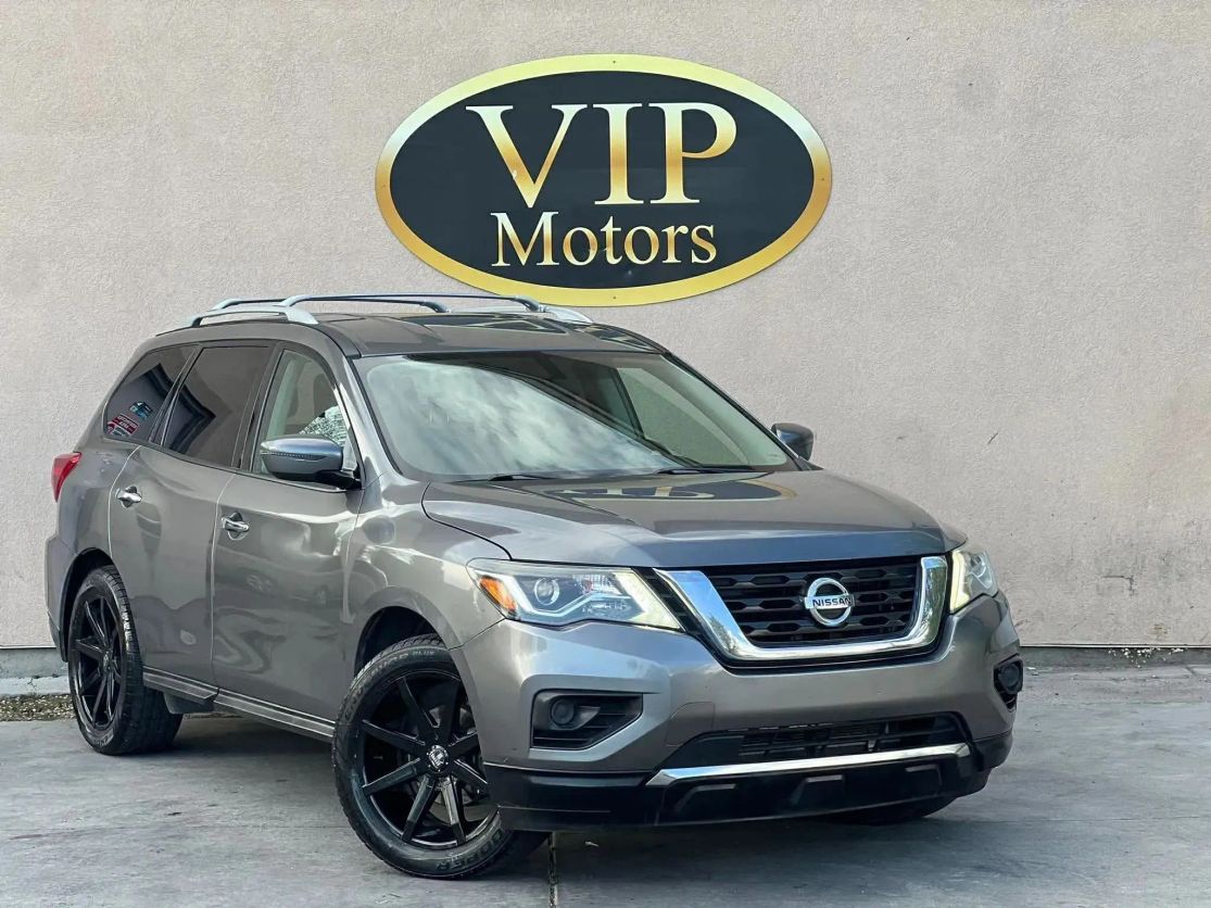 2019 Nissan Pathfinder S