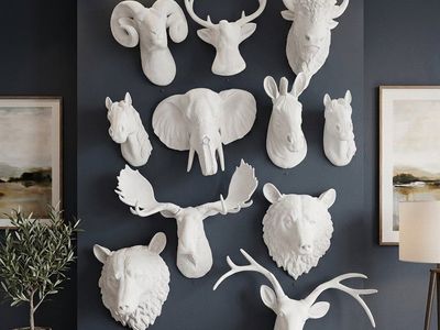 10 White Wall Animal Busts