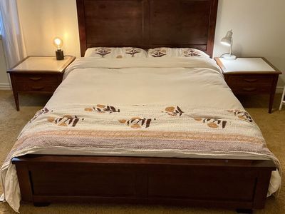 Woodlands Designs Queen Bed Frame with Mattress