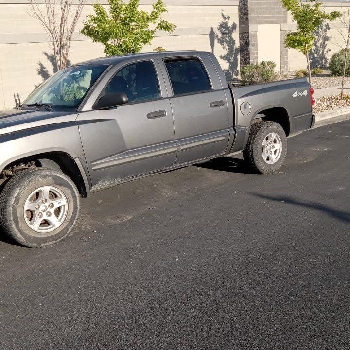 2005 Dodge Dakota SLT