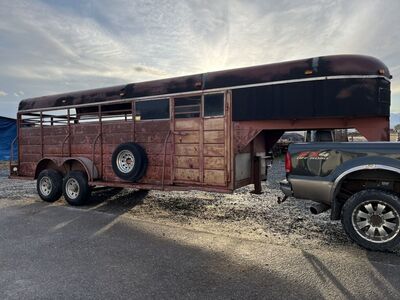 Stock Trailer Woth Tack Room