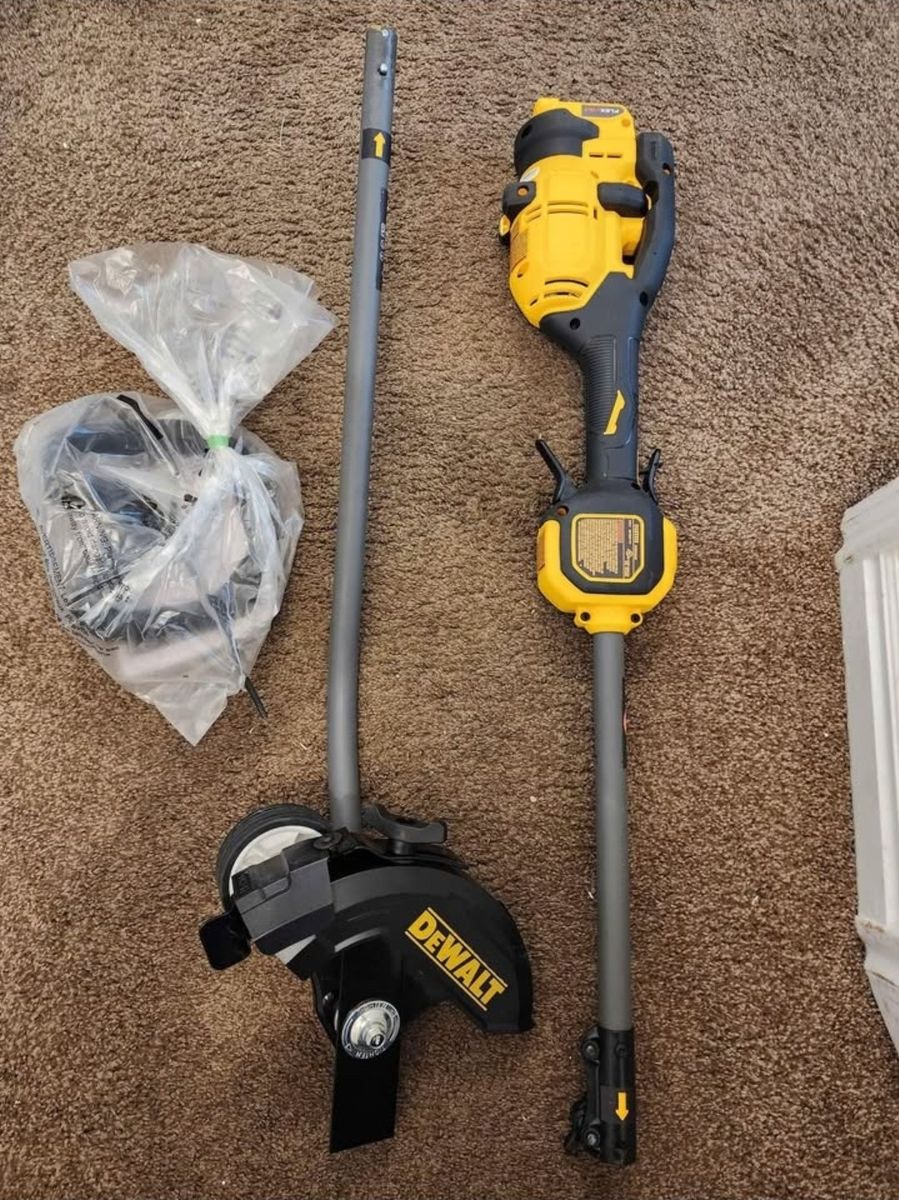 New DeWalt 60V Cordless Battery Powered Attachment Capable Lawn Edger (Tool Only)