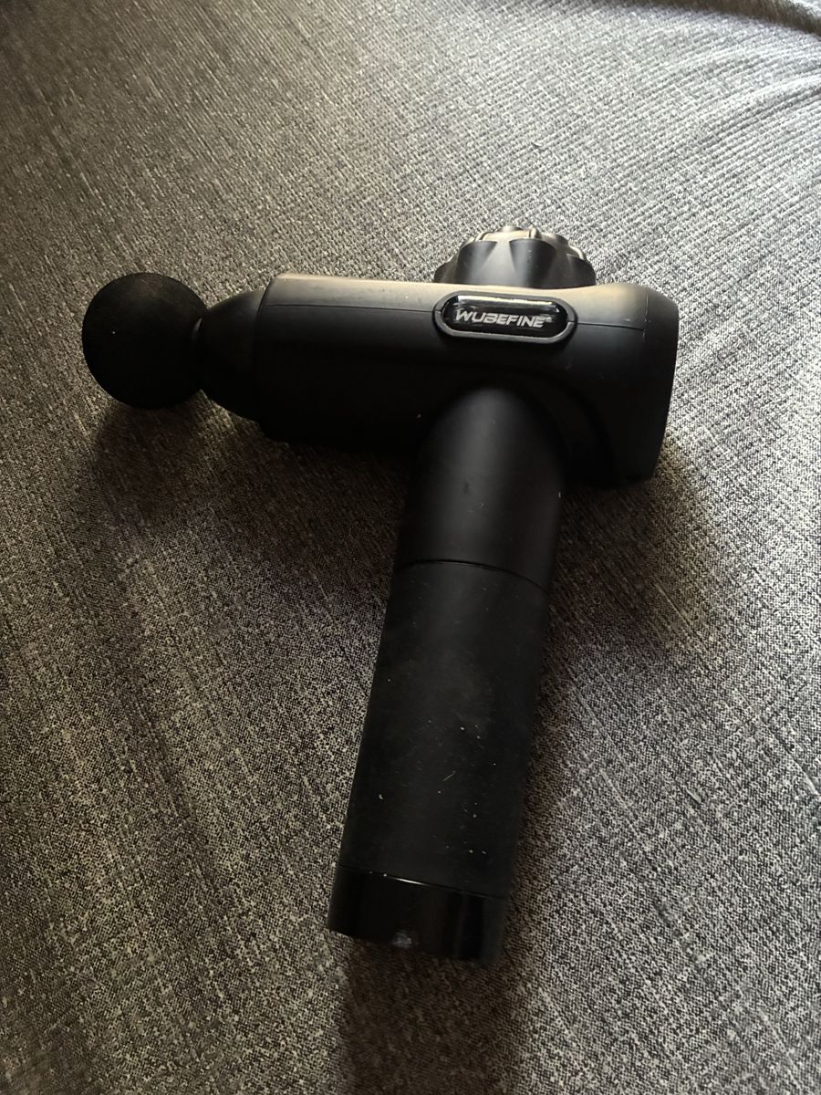 Wubefine Deep Tissue Massage Gun Black Handheld Percussion Massager