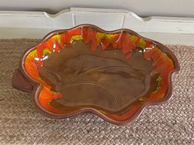Vintage Santa Anita Ware Large Leaf Tray R 146 ceramic.