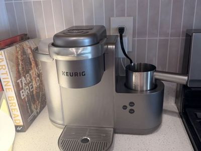 Keurig K-Cafe Special Edition Single Serve Coffee, Latte & Cappuccino Maker - Silver