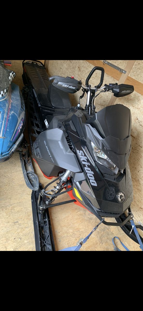 2019 Ski-Doo Summit SP 850 E-TEC