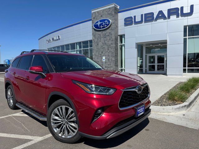 2022 Toyota Highlander Platinum