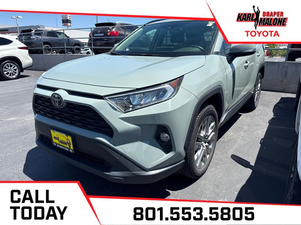 2020 Toyota RAV4 XLE Premium