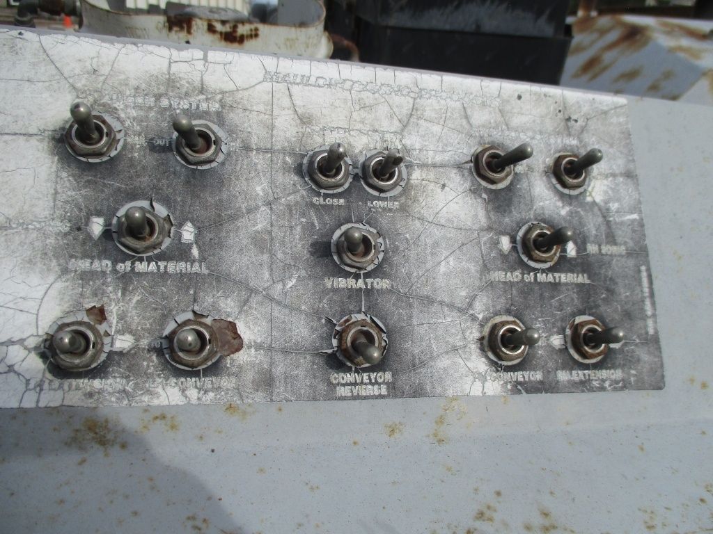 Main image 7