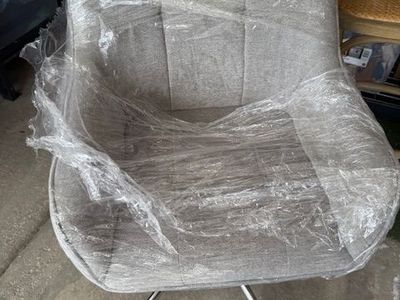Desk chair, gray