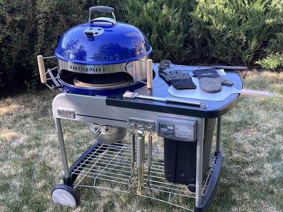 Weber grill wth tools/accessories