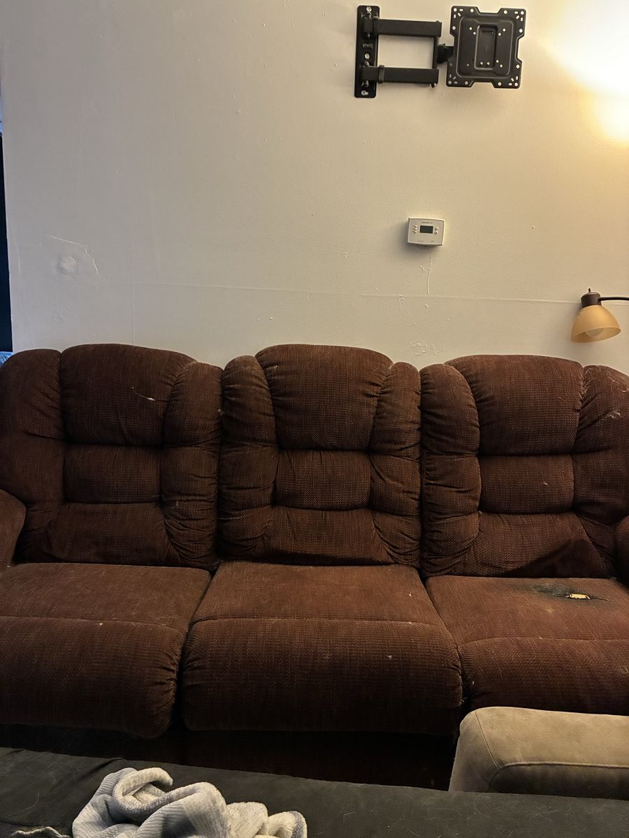 Recliner couch