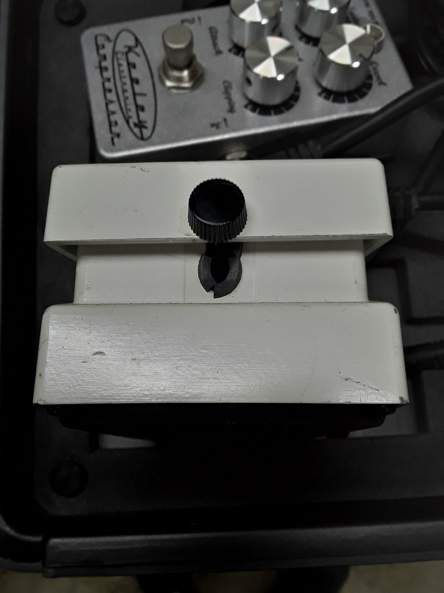 Main image 7
