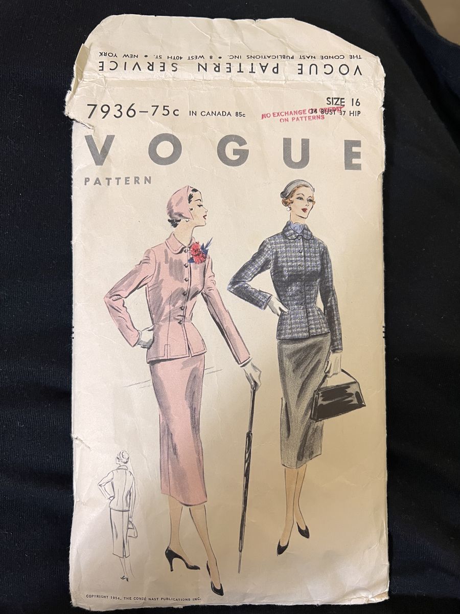 Amazing Fashion! Vintage Vogue sewing pattern. #7936