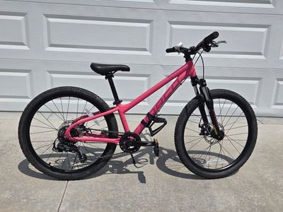 Youth Norco Storm Pink Mountain Bike - Hardtail Disc Brakes