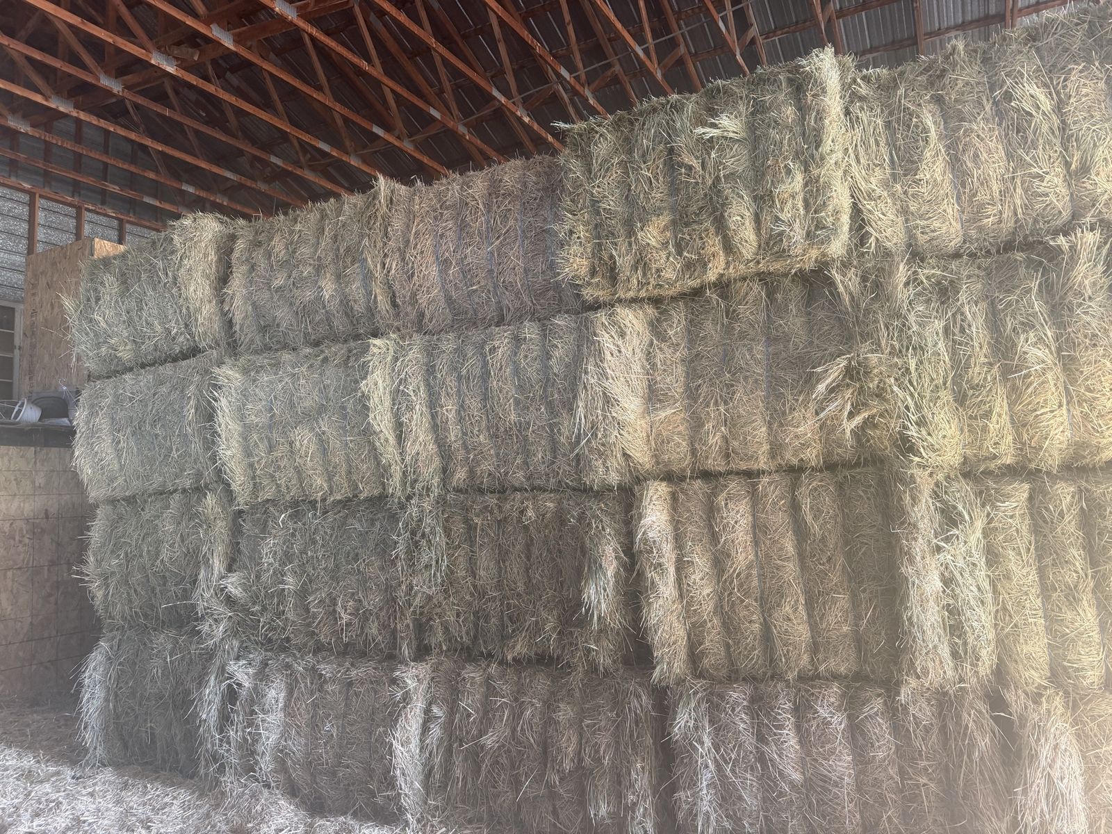 3x4x8 grass hay