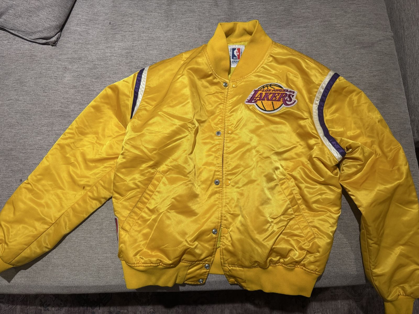 Vintage Starter Los Angeles Lakers NBA Bomber Jacket XL