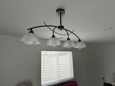 Light fixture