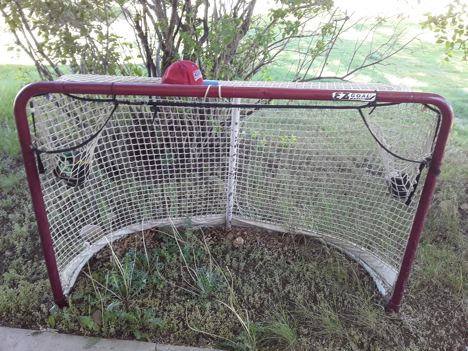 Hockey Net NHL size 6ft or 72 inches