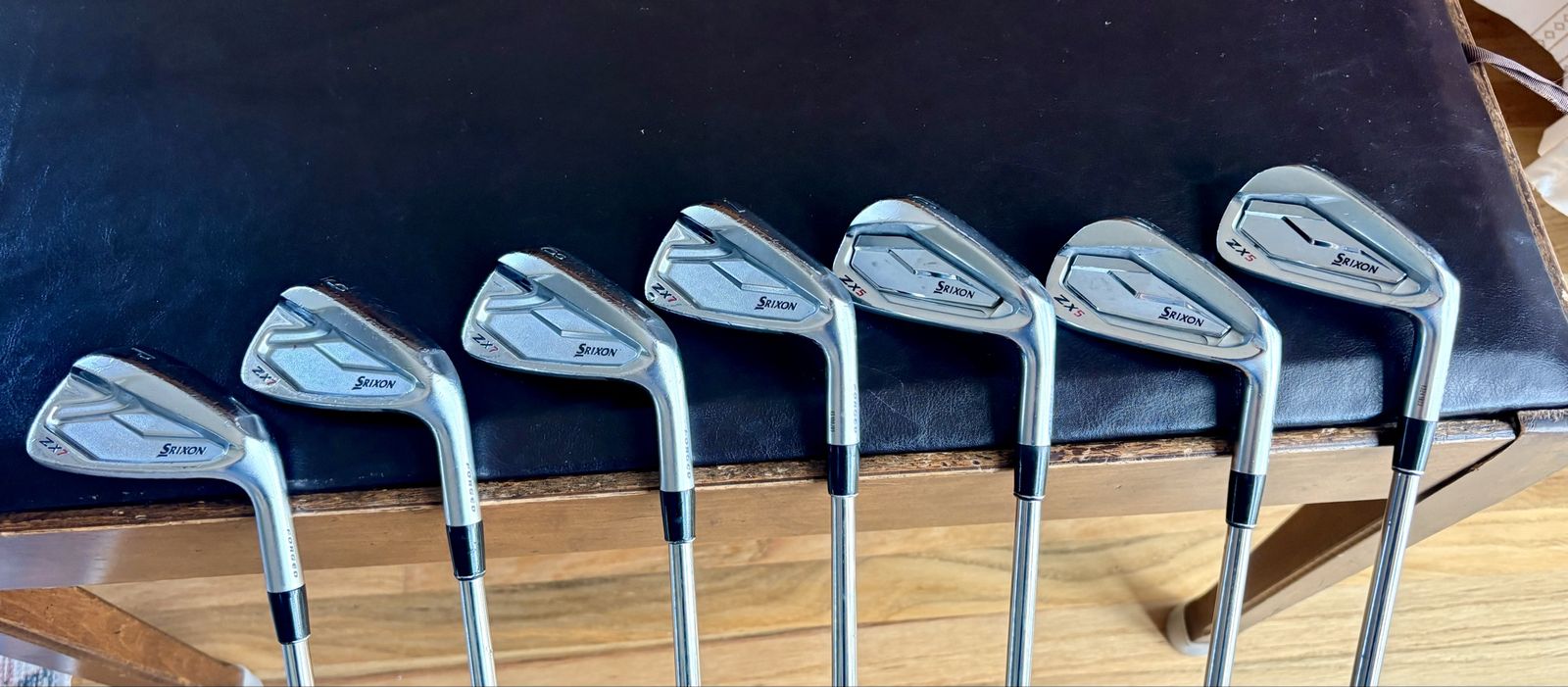 Srixon ZX5 / ZX7 Forged Combo Iron Set ([e.g., 4-PW]) - Modus 120 Stiff
