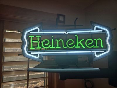 Heineken Neon Beer Sign