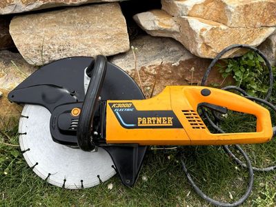 masonry saw