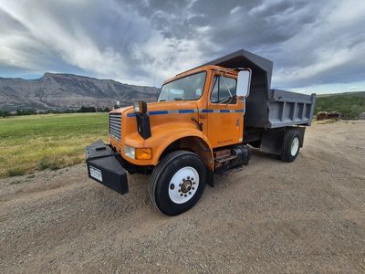1992 International 4900 dump truck