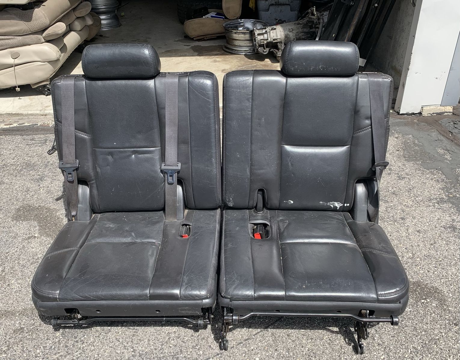 GMT900 Suburban Tahoe yukon Escalade Denali third row split bench seats