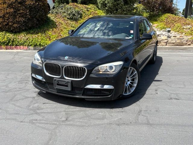 2010 BMW 7 Series 750i