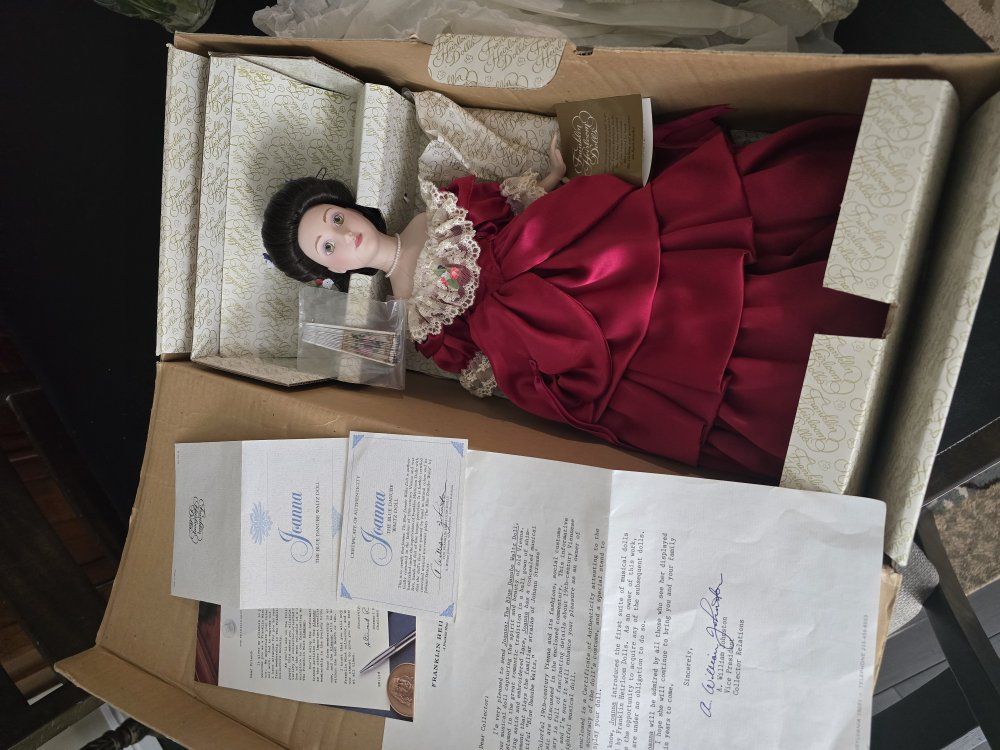 Joanna Franklin Heirloom Doll